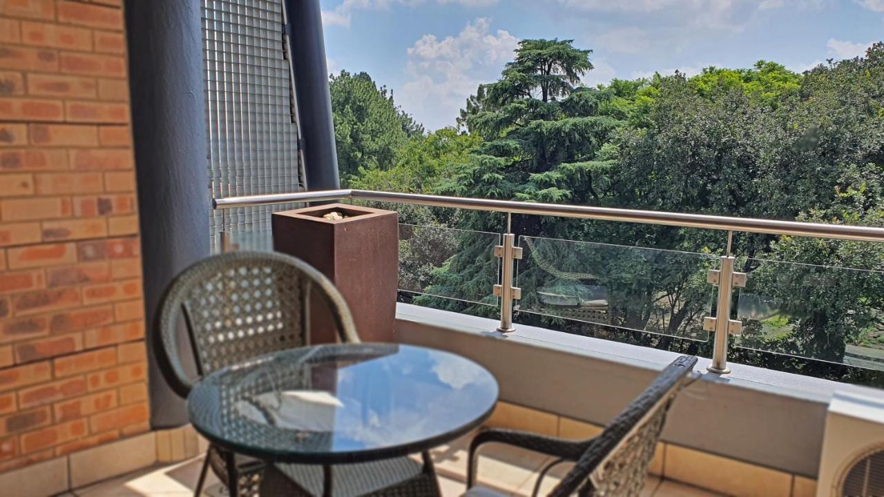 Zuri Residences Johannesburg Exterior foto