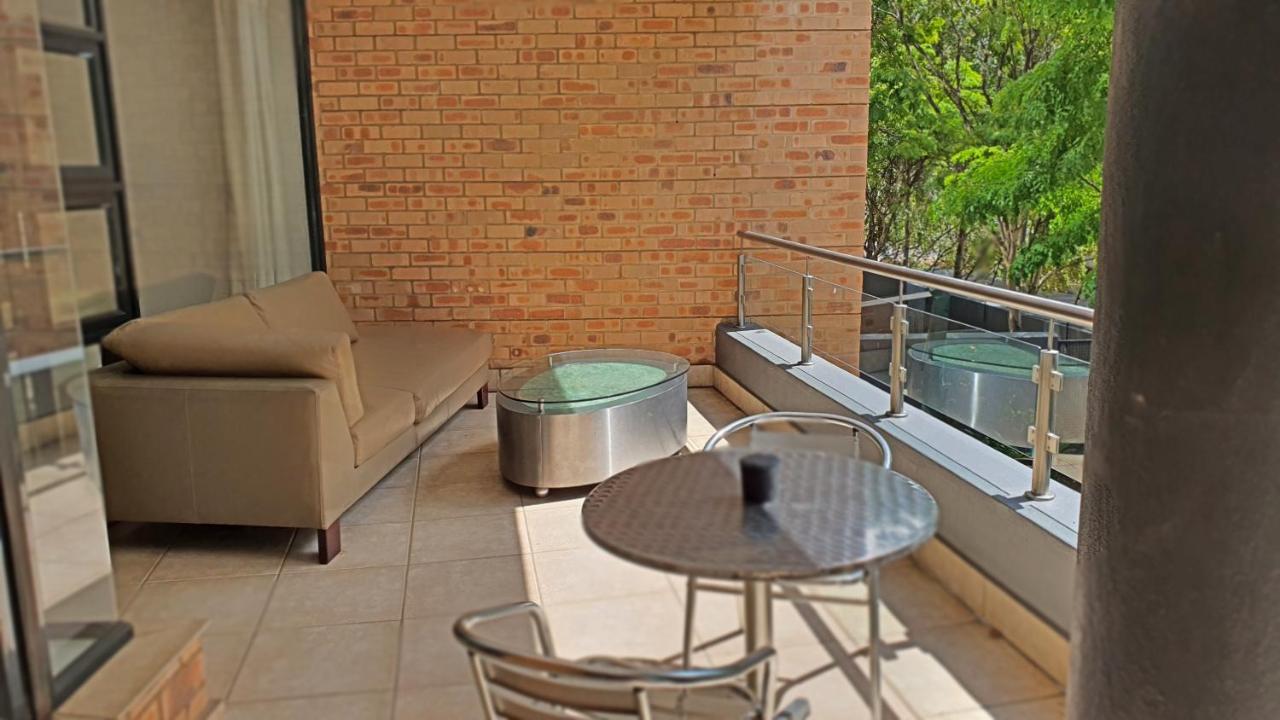 Zuri Residences Johannesburg Exterior foto
